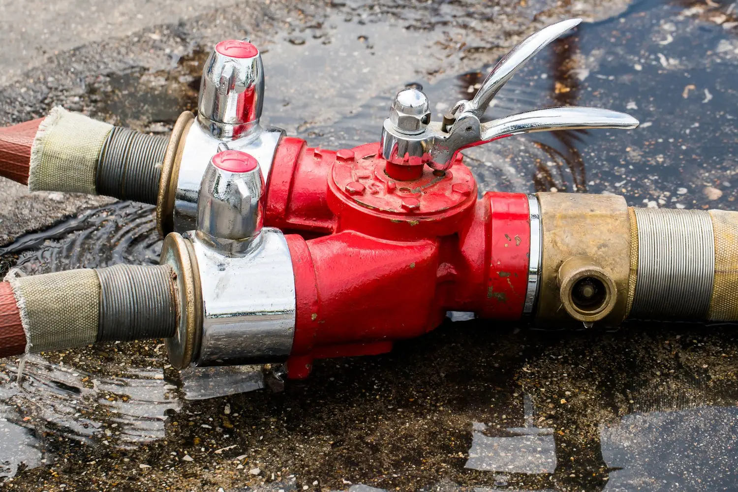 Straż pożarna w przestrzeni miejskiej: analiza lokalizacji hydrantów