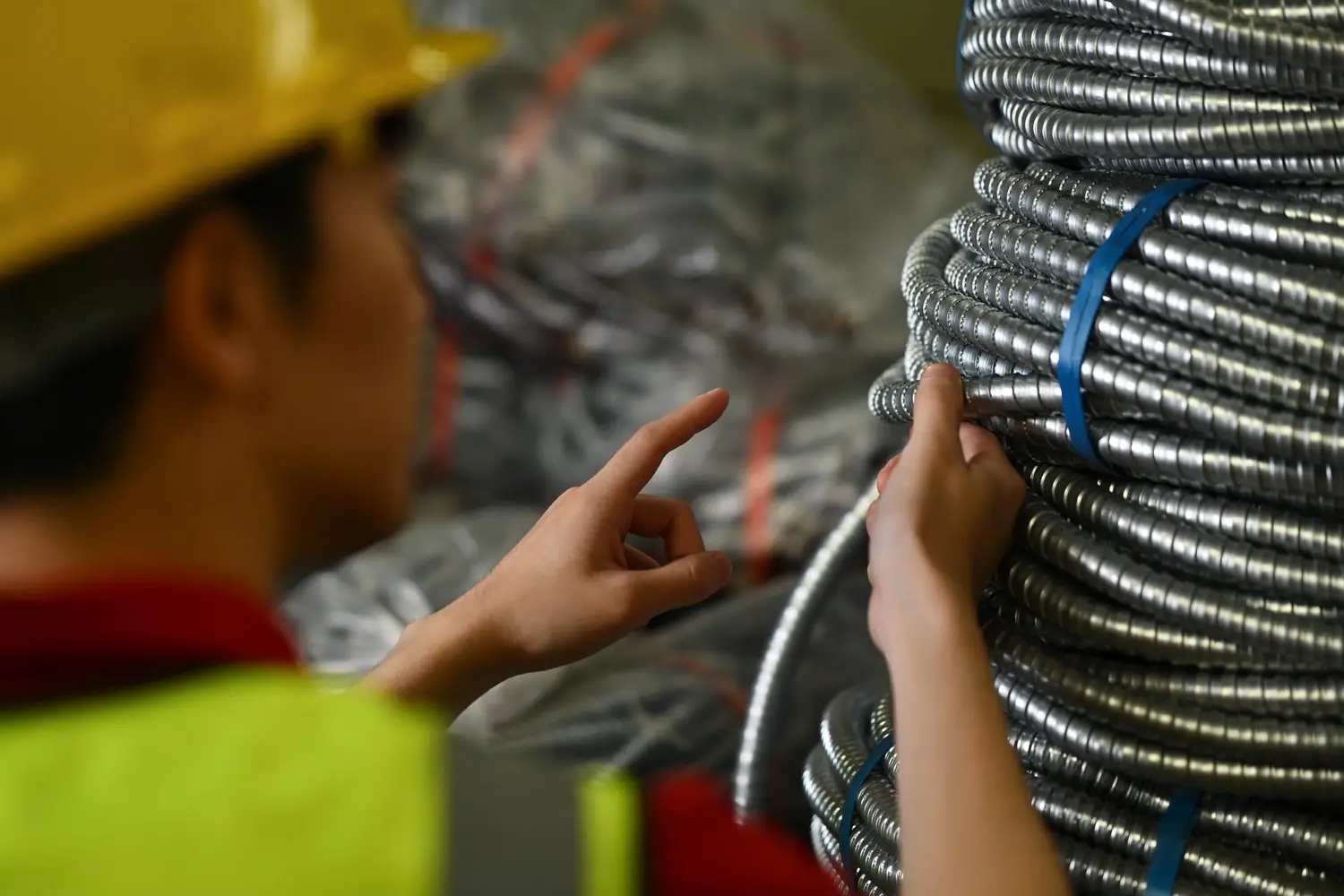 Jak prawidłowo zabezpieczyć przewody elektryczne przed gryzoniami